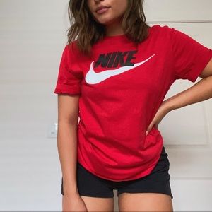 Nike red 100% cotton tee shirt men’s medium